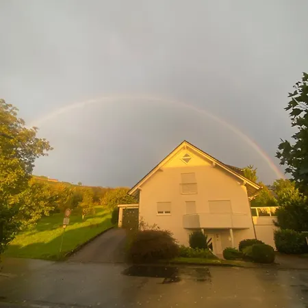 Idyllisches Haus Im Gruenen