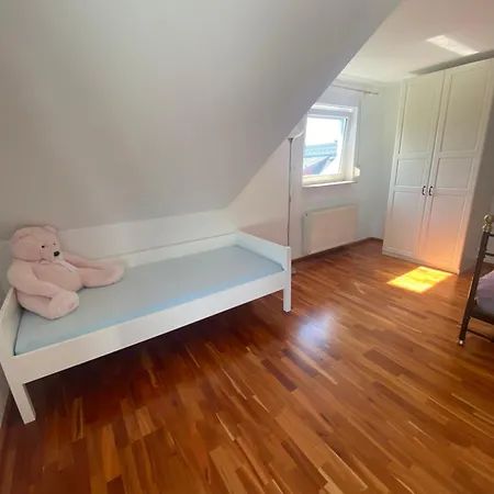 Apartman Idyllisches Haus Im Gruenen