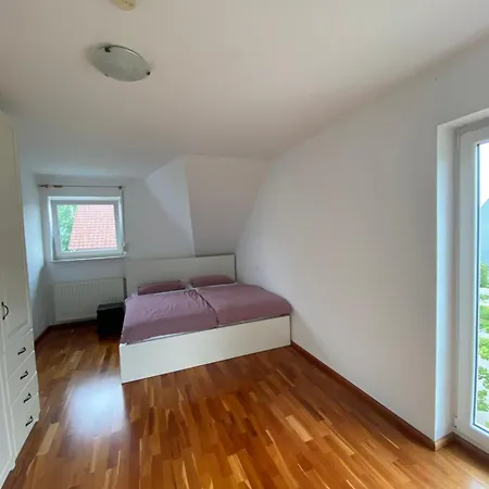 Idyllisches Haus Im Gruenen Apartman
